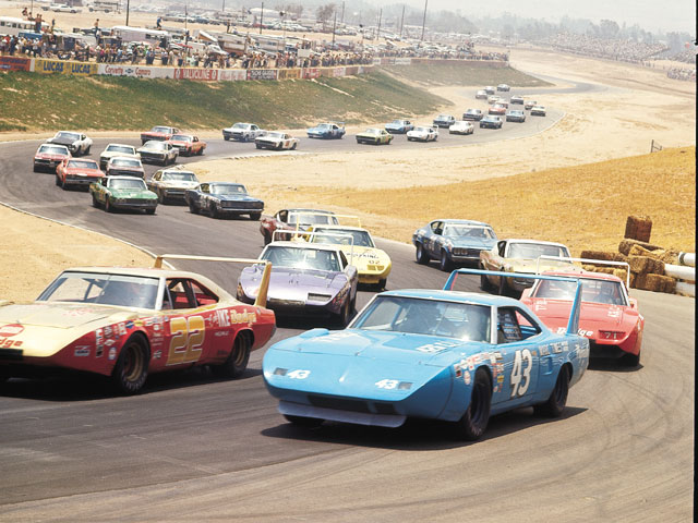 113_0311_01z-1970_nascar_race_cars-field_view.jpg