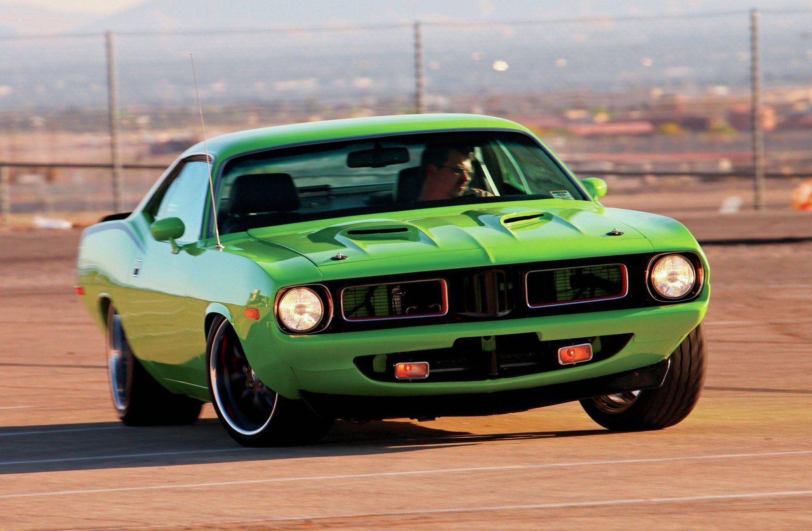 1972-plymouth-barracuda-front-view.jpg