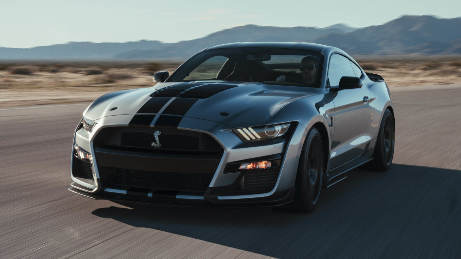 2020-ford-mustang-shelby-gt500-1.jpg