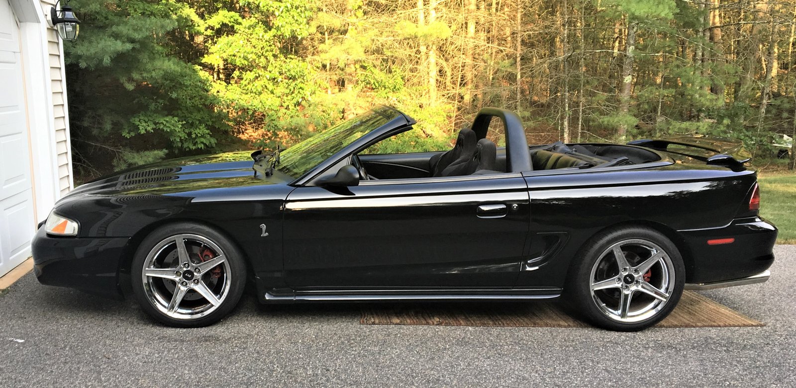 98 Mustang chrome wheels.jpg