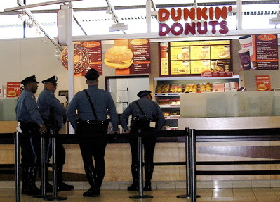 Cops+Eating+Donuts.jpg