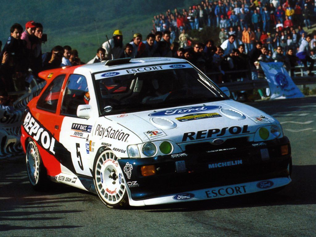 Ford-Escort-RS-Cosworth-Rally-Car-Photo-04.jpg