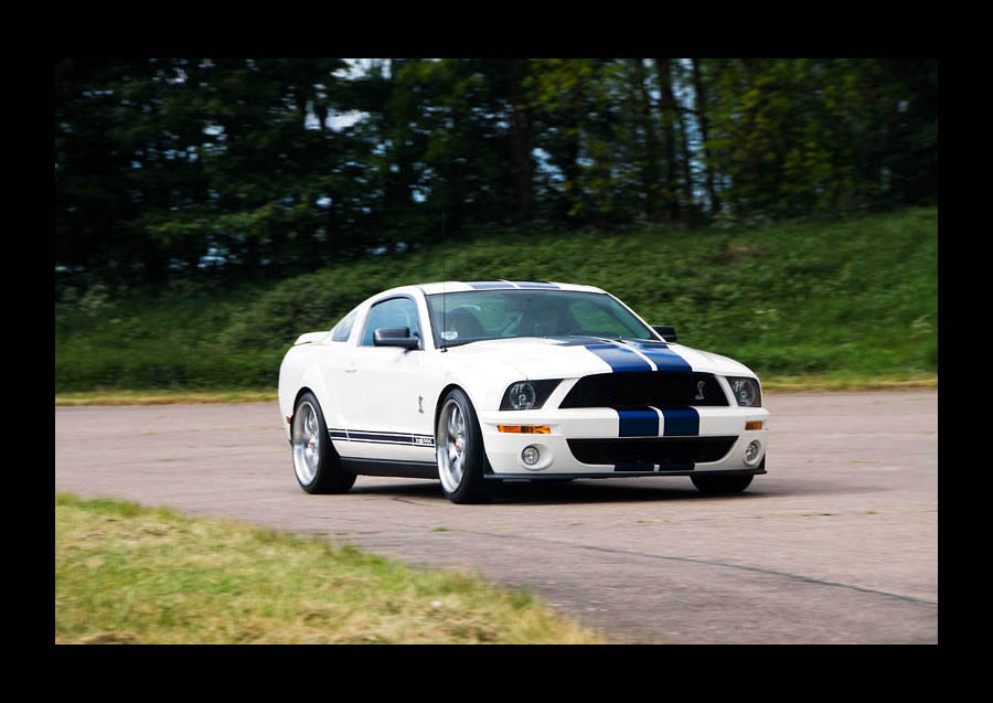 Ford_Mustang_GT500_2011-05-14_DSC_9725_zps169267a2.jpg