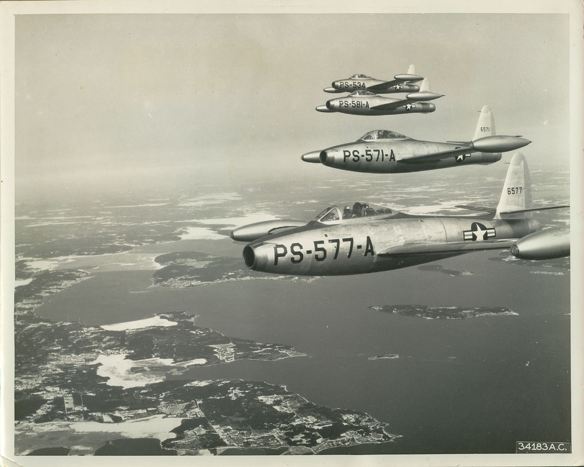 P-84_Formation.jpg