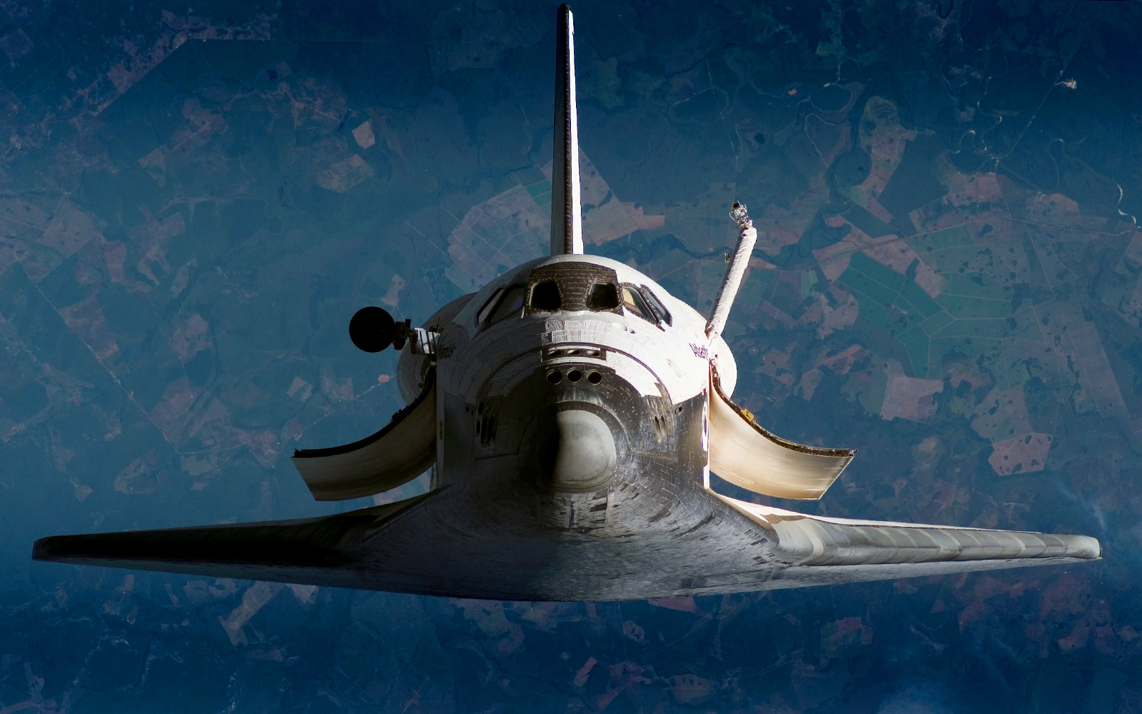 Space-Shuttle-Atlantis-2.jpg
