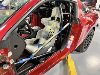 roll cage seat.jpg